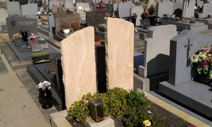 Monument funéraire Bourges