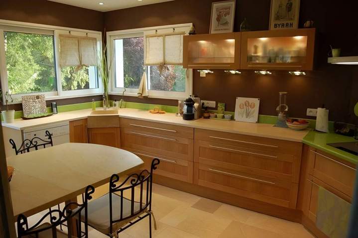 Une cuisine en pierre naturelle design